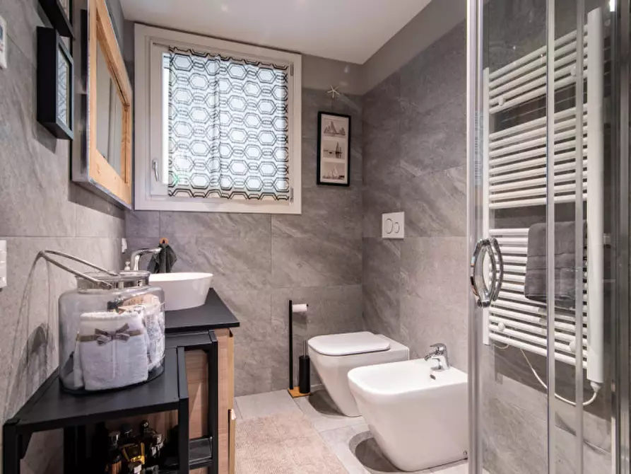 Immagine 20 di Casa trifamiliare in vendita  in Via Socrate a Montegrotto Terme