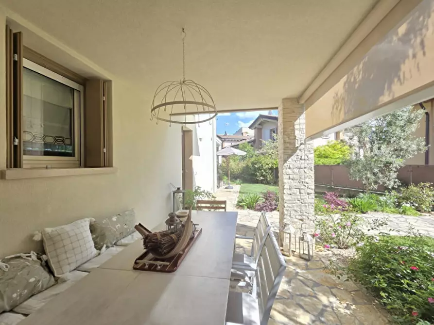 Immagine 28 di Casa trifamiliare in vendita  in Via Montegrotto a Abano Terme