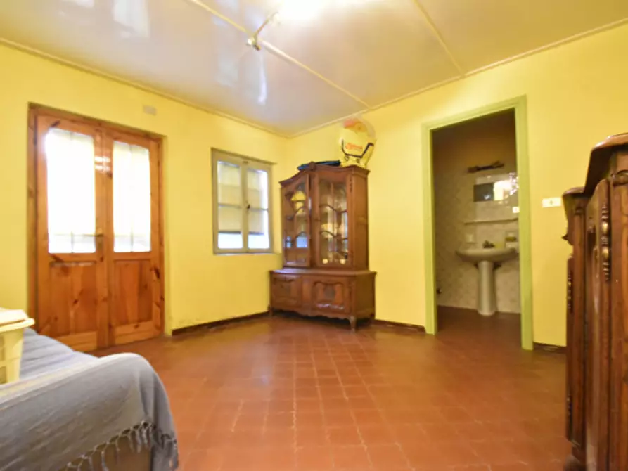 Immagine 3 di Rustico / casale in vendita  in Via Ronchi a Pastrengo