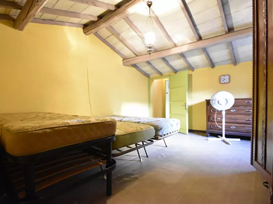 Immagine 9 di Rustico / casale in vendita  in Via Ronchi a Pastrengo