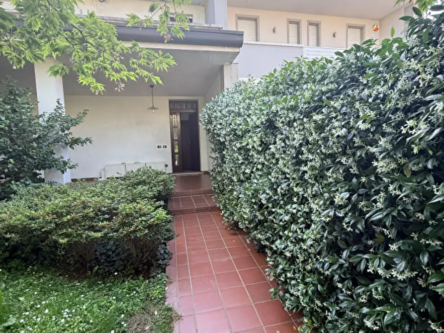 Immagine 5 di Casa bifamiliare in vendita  in Via dei Salici 28 a Fontaniva
