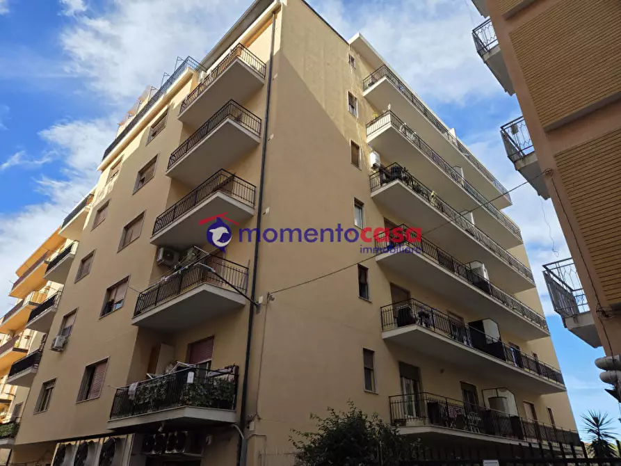 Immagine 1 di Appartamento in vendita  in via Francesco Baracca 15 a Reggio Di Calabria