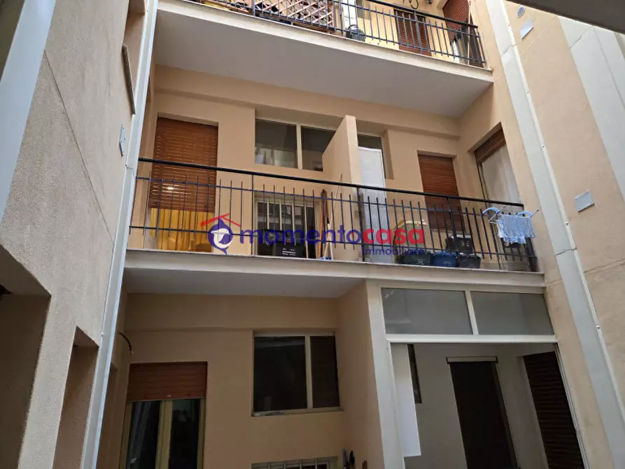 Immagine 3 di Appartamento in vendita  in via Francesco Baracca 15 a Reggio Di Calabria