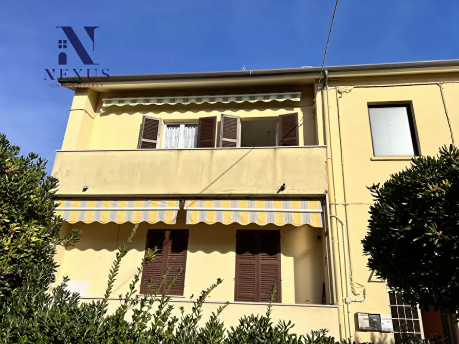 Immagine 4 di Appartamento in vendita  in Viale Giosuè Carducci a Mondolfo