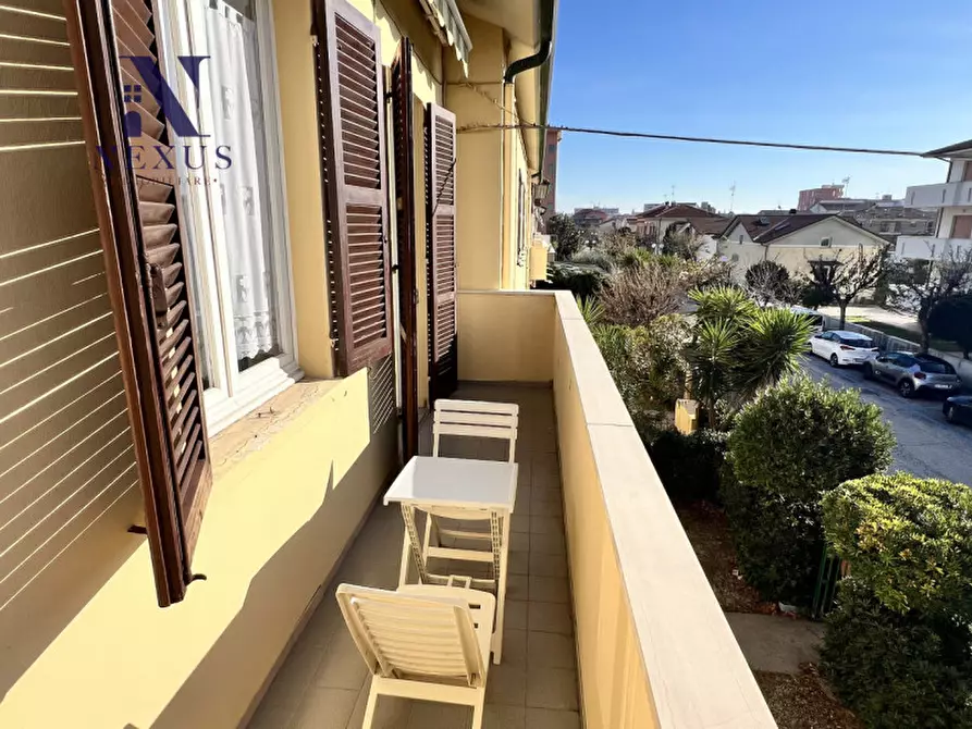 Immagine 12 di Appartamento in vendita  in Viale Giosuè Carducci a Mondolfo