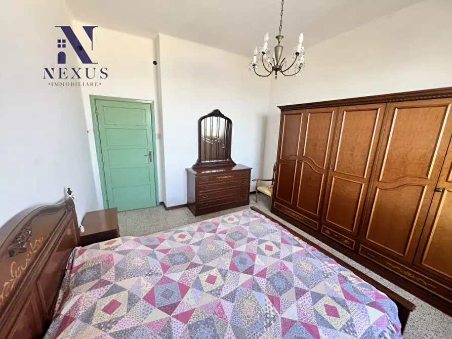 Immagine 19 di Appartamento in vendita  in Viale Giosuè Carducci a Mondolfo