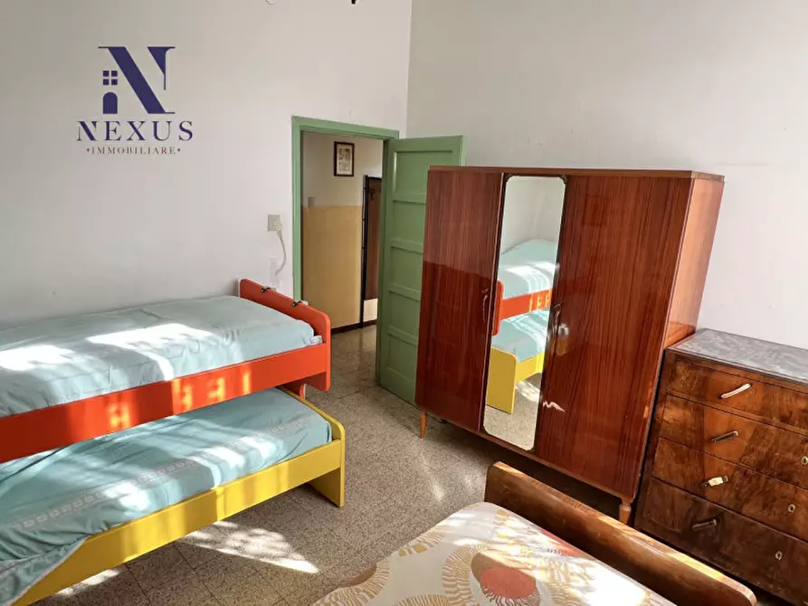 Immagine 26 di Appartamento in vendita  in Viale Giosuè Carducci a Mondolfo