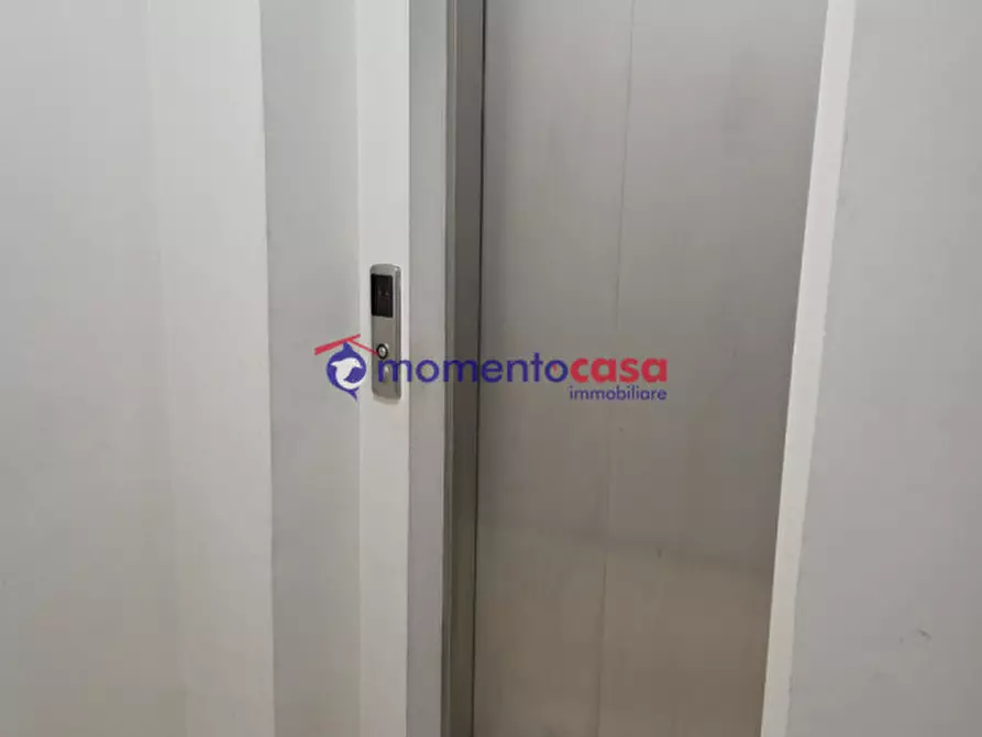 Immagine 4 di Appartamento in vendita  in via della libertà 28 a Reggio Di Calabria