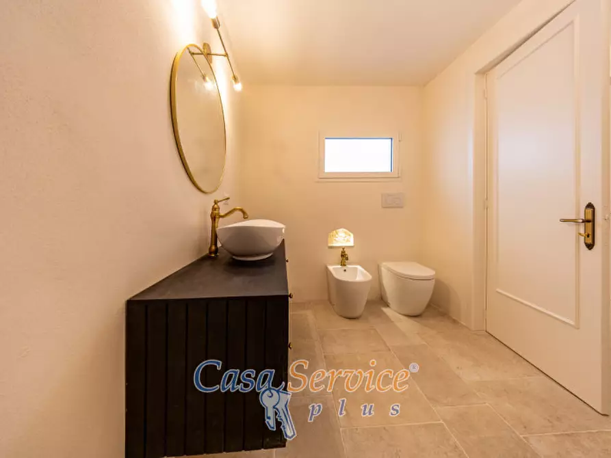 Immagine 13 di Appartamento in vendita  in via Vanini a Galatone