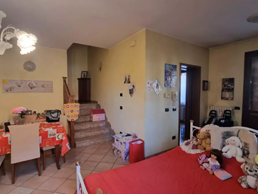 Immagine 4 di Casa bifamiliare in vendita  in Via Lazzaro Spallanzani a Correggio