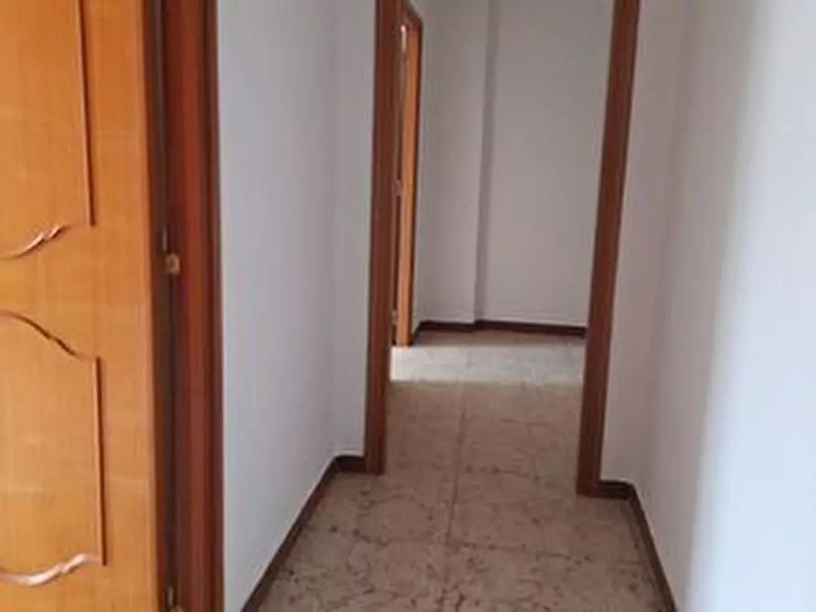 Immagine 3 di Appartamento in vendita  in Via Scillato a Palermo