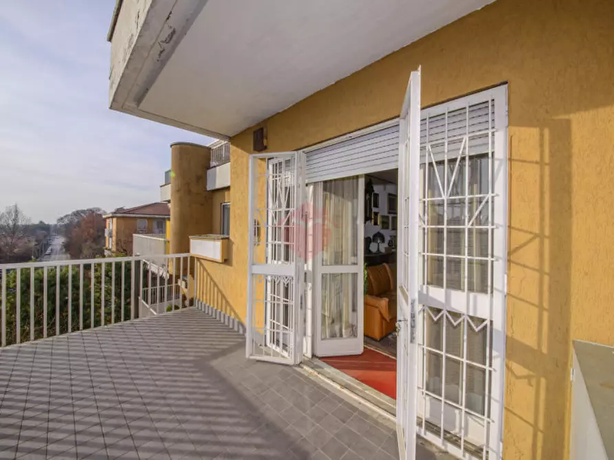 Immagine 16 di Appartamento in vendita  in Via Del Parco 6 a Gorgonzola