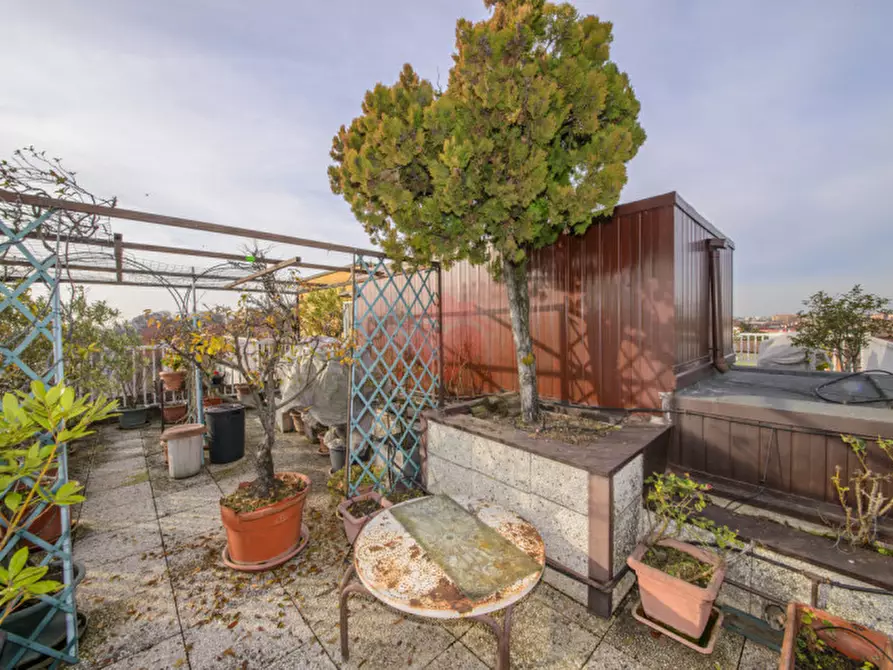 Immagine 96 di Appartamento in vendita  in Via Del Parco 6 a Gorgonzola