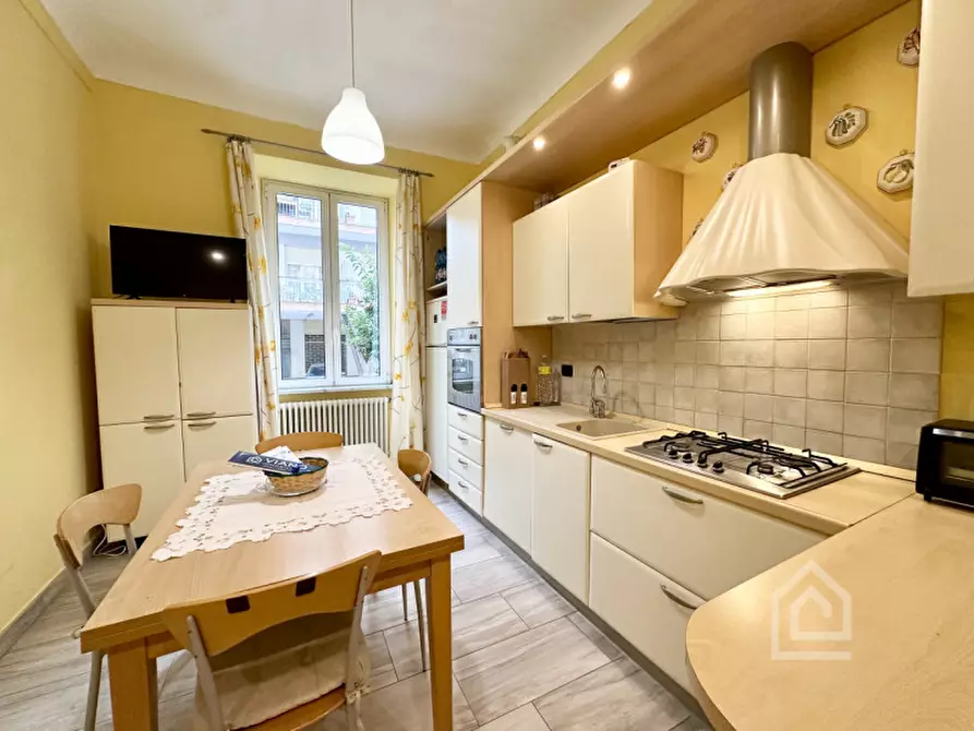 Immagine 5 di Appartamento in vendita  in Viale Daniel Hanbury 90 a Alassio