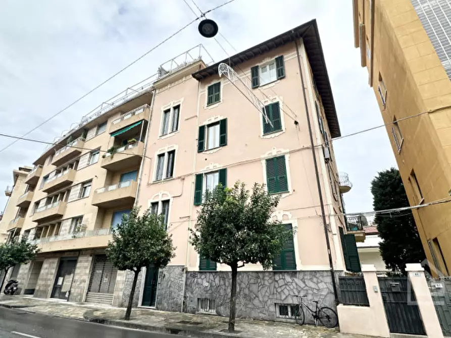 Immagine 12 di Appartamento in vendita  in Viale Daniel Hanbury 90 a Alassio
