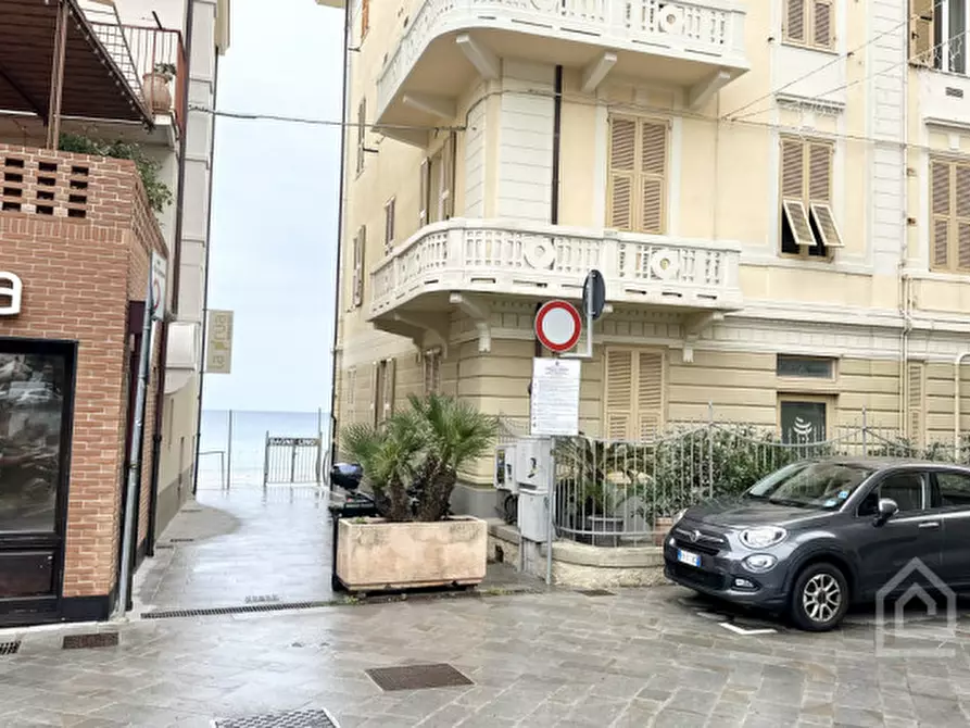 Immagine 34 di Appartamento in vendita  in Viale Daniel Hanbury 90 a Alassio