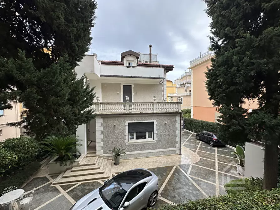 Immagine 36 di Appartamento in vendita  in Viale Daniel Hanbury 90 a Alassio