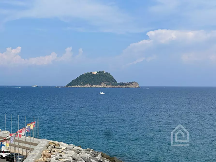 Immagine 40 di Appartamento in vendita  in Viale Daniel Hanbury 90 a Alassio