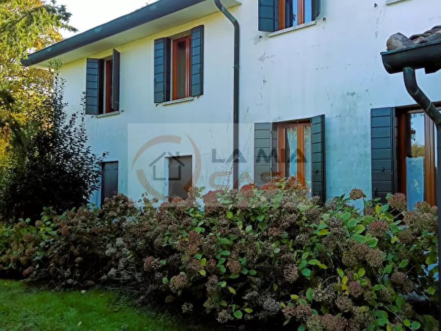 Immagine 1 di Villa in vendita  in Via Antonio Gramsci a Camponogara