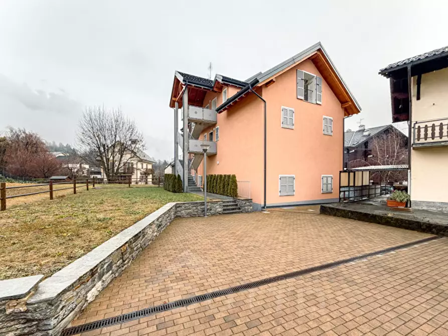 Immagine 3 di Appartamento in vendita  in Via Antonio Rosmini 60 a Santa Maria Maggiore