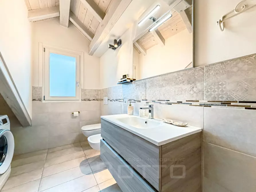 Immagine 27 di Appartamento in vendita  in Via Antonio Rosmini 60 a Santa Maria Maggiore