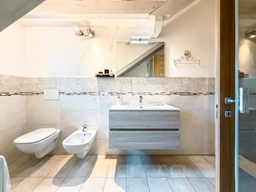 Immagine 31 di Appartamento in vendita  in Via Antonio Rosmini 60 a Santa Maria Maggiore