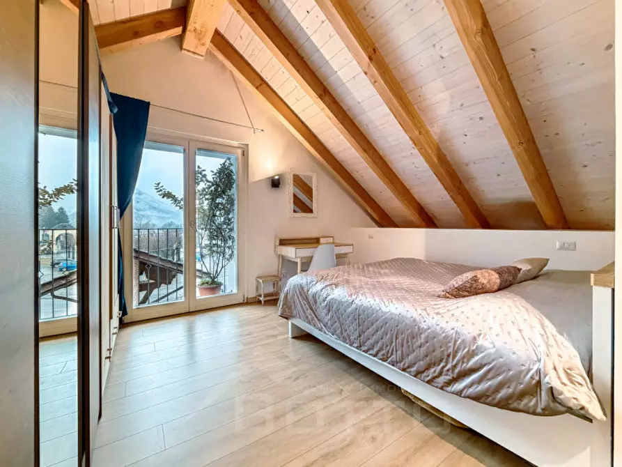 Immagine 33 di Appartamento in vendita  in Via Antonio Rosmini 60 a Santa Maria Maggiore