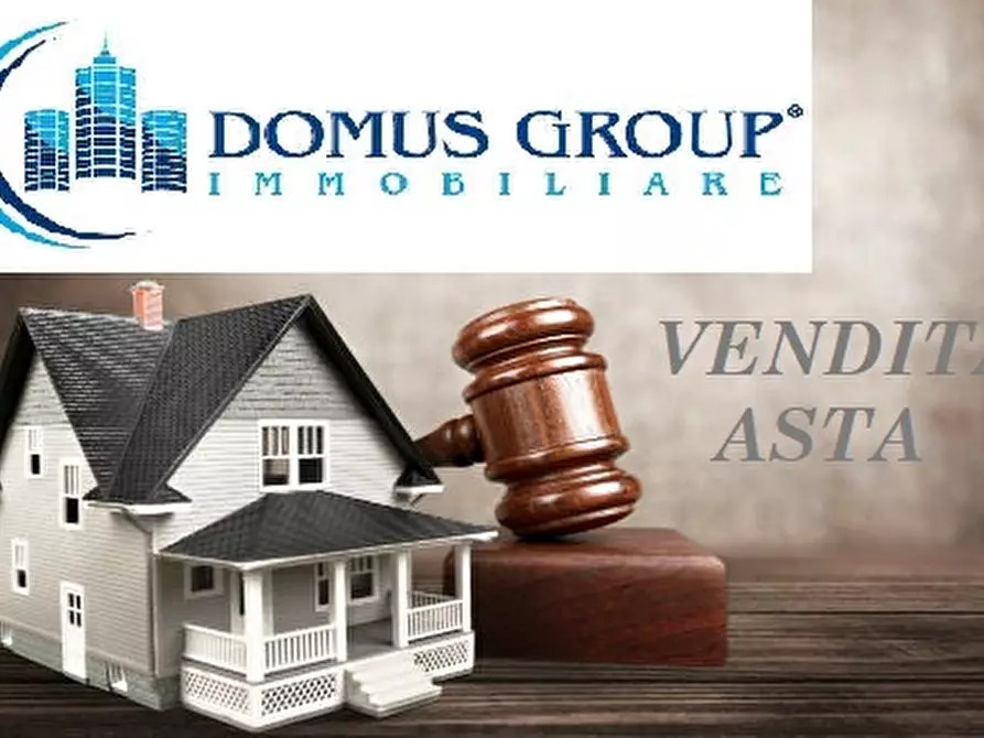 Immagine 23 di Appartamento in vendita  in VIA MONTE FUMAIOLO a Roma