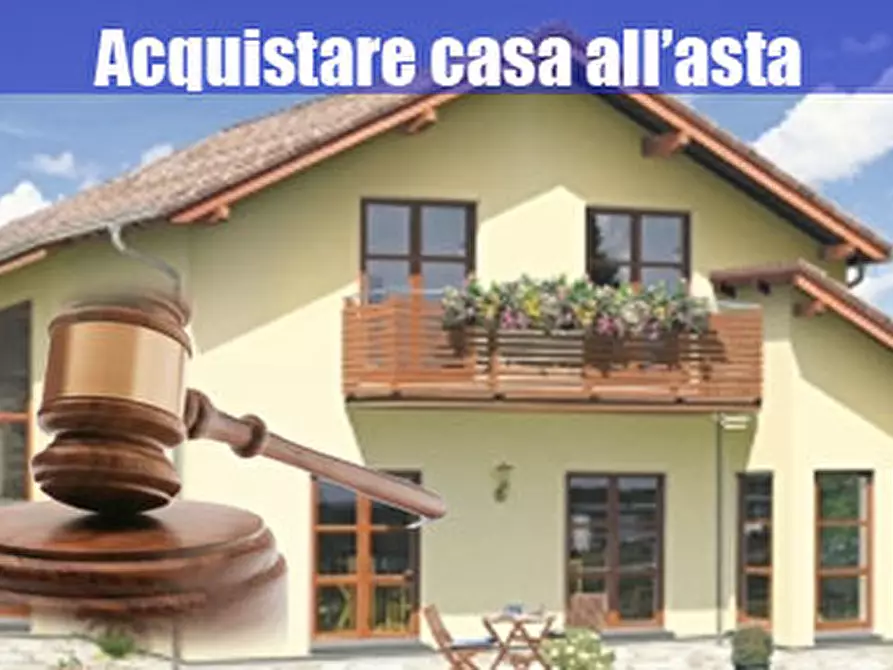 Immagine 31 di Appartamento in vendita  in VIA MONTE FUMAIOLO a Roma