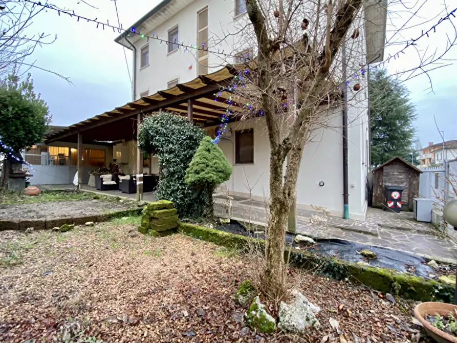Immagine 34 di Casa bifamiliare in vendita  in Strada della Paglia, 442 a Vicenza