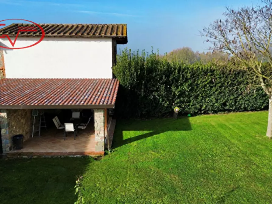 Immagine 8 di Villa in vendita  in via dei pianacci a Bucine