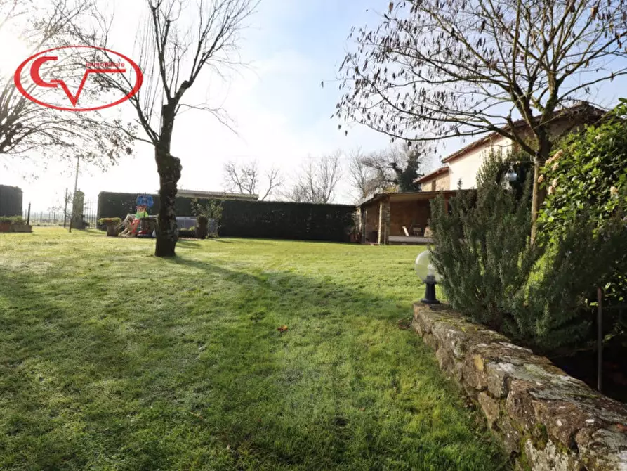 Immagine 10 di Villa in vendita  in via dei pianacci a Bucine