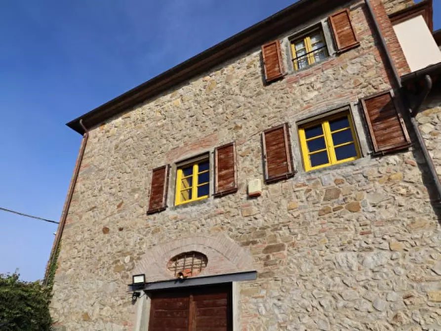 Immagine 11 di Villa in vendita  in via dei pianacci a Bucine