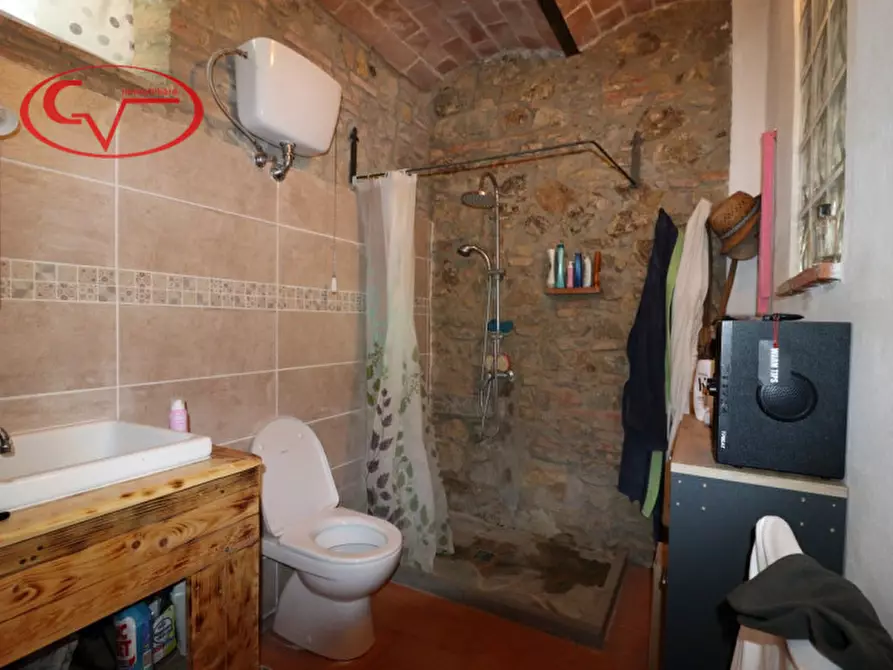 Immagine 18 di Villa in vendita  in via dei pianacci a Bucine