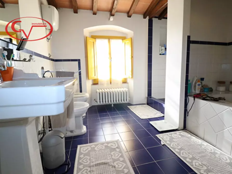 Immagine 46 di Villa in vendita  in via dei pianacci a Bucine