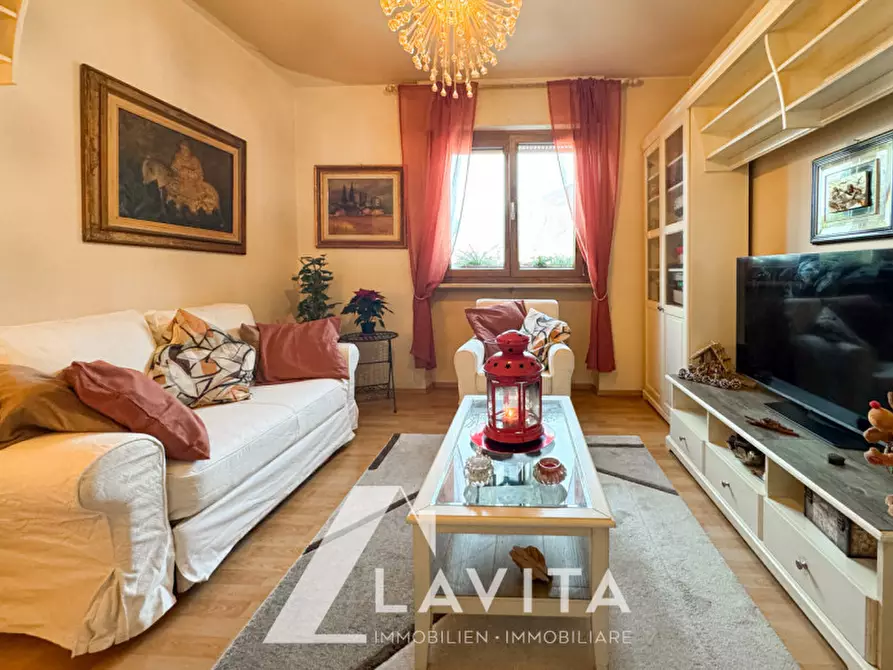 Immagine 1 di Appartamento in vendita  in Via Fuchser - Fuchserstraße a Laives .Leifers.