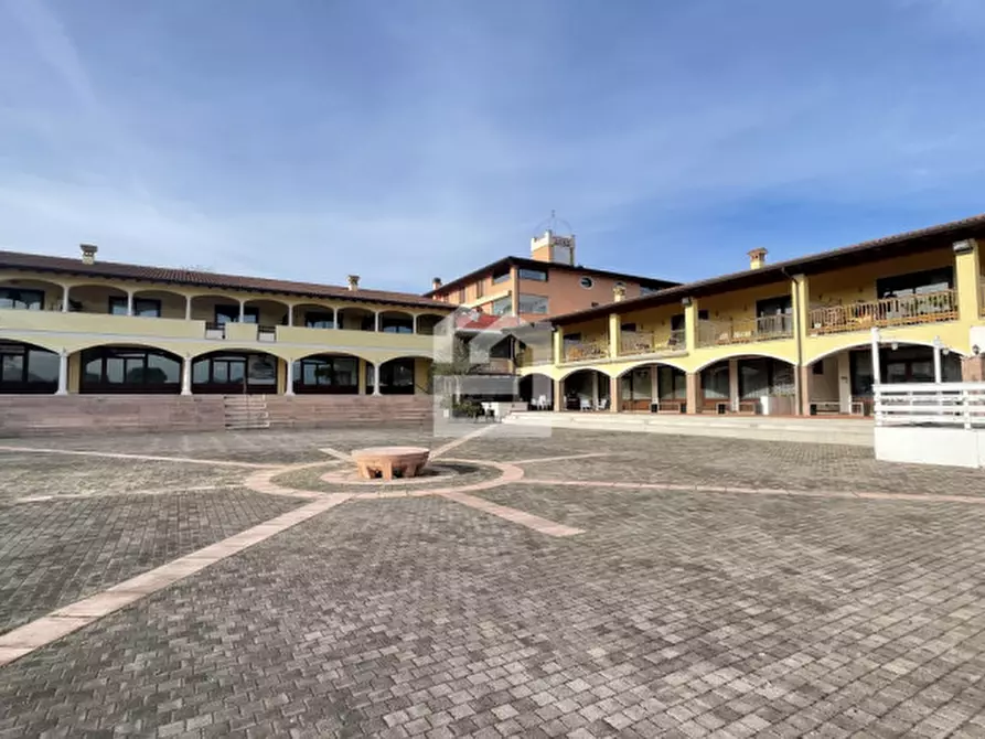 Immagine 15 di Appartamento in vendita  in Viale Catullo a Manerba Del Garda