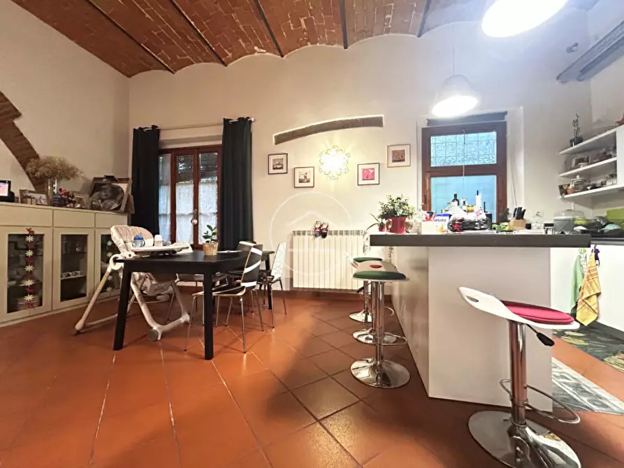 Immagine 10 di Casa bifamiliare in vendita  in Piazza Carmignani 2 a Calenzano