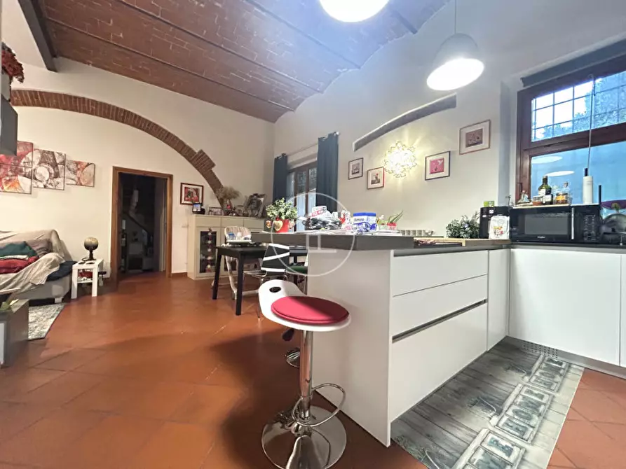 Immagine 11 di Casa bifamiliare in vendita  in Piazza Carmignani 2 a Calenzano