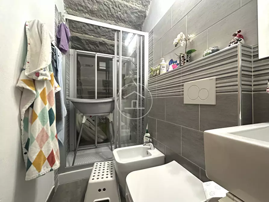 Immagine 14 di Casa bifamiliare in vendita  in Piazza Carmignani 2 a Calenzano