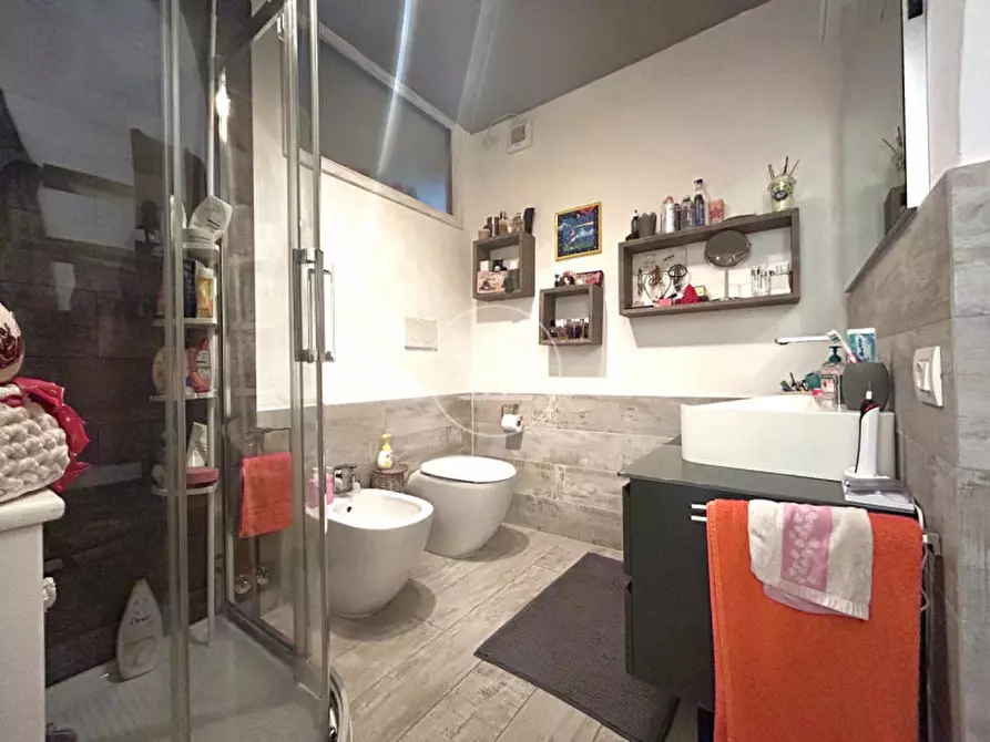 Immagine 19 di Casa bifamiliare in vendita  in Piazza Carmignani 2 a Calenzano