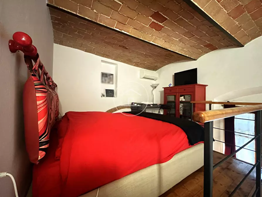 Immagine 27 di Casa bifamiliare in vendita  in Piazza Carmignani 2 a Calenzano