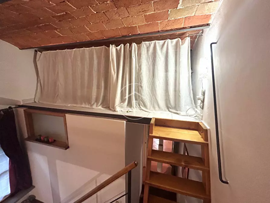 Immagine 29 di Casa bifamiliare in vendita  in Piazza Carmignani 2 a Calenzano