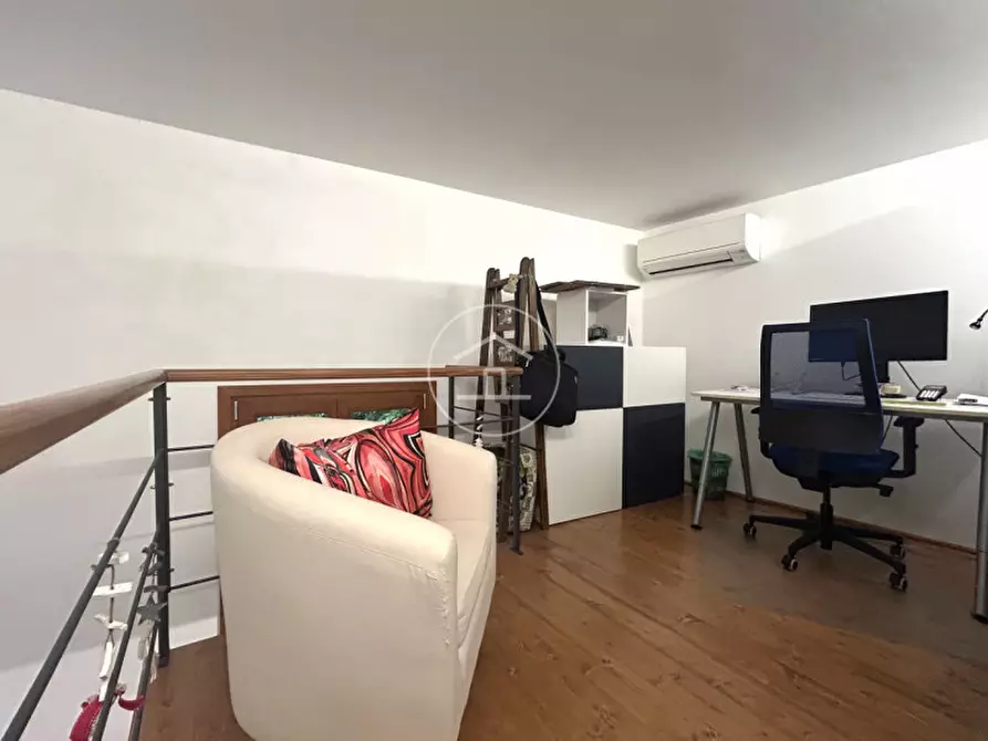 Immagine 35 di Casa bifamiliare in vendita  in Piazza Carmignani 2 a Calenzano