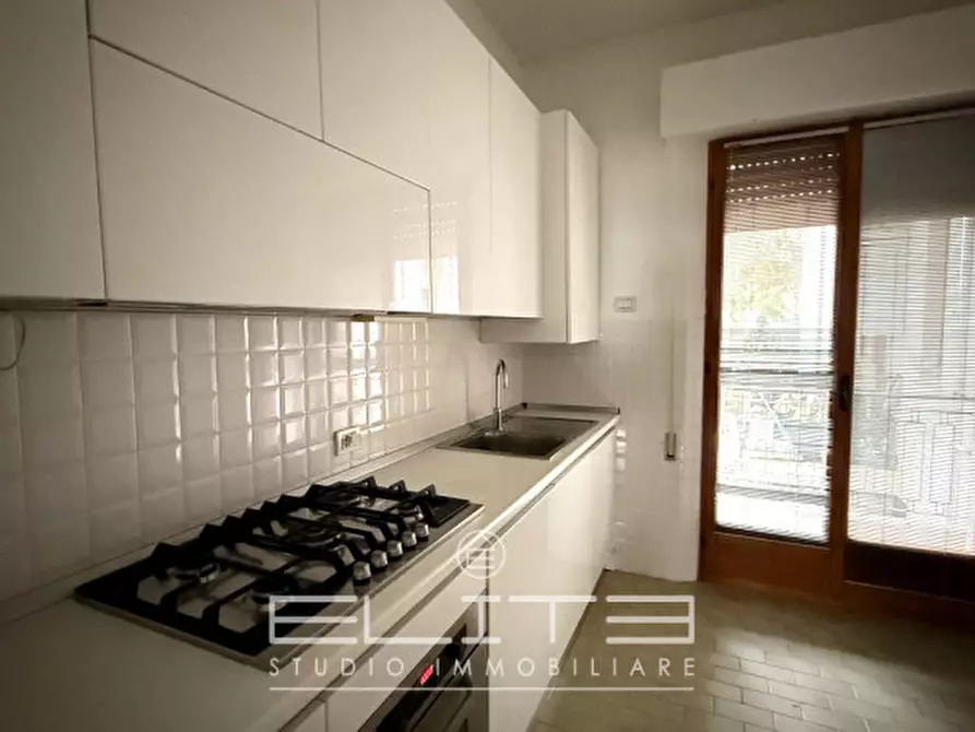 Immagine 4 di Appartamento in vendita  in Via Fratelli Zuccari a Ancona