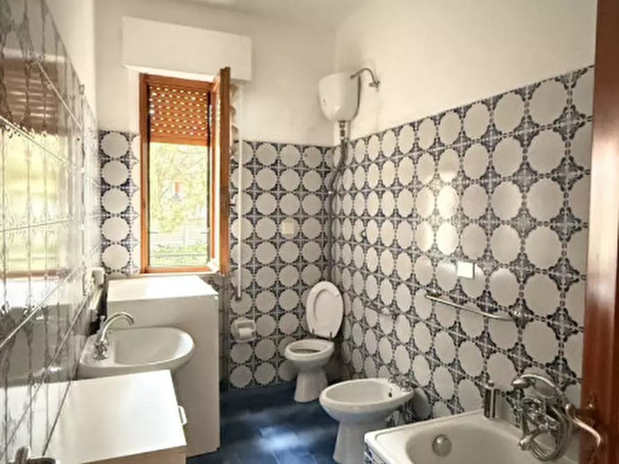 Immagine 12 di Appartamento in vendita  in Via Fratelli Zuccari a Ancona