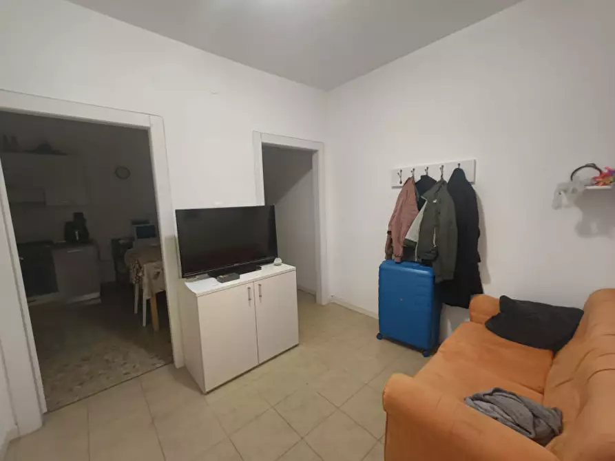 Immagine 5 di Camera in affitto  in Piazza General Antonio Cantore a Trento