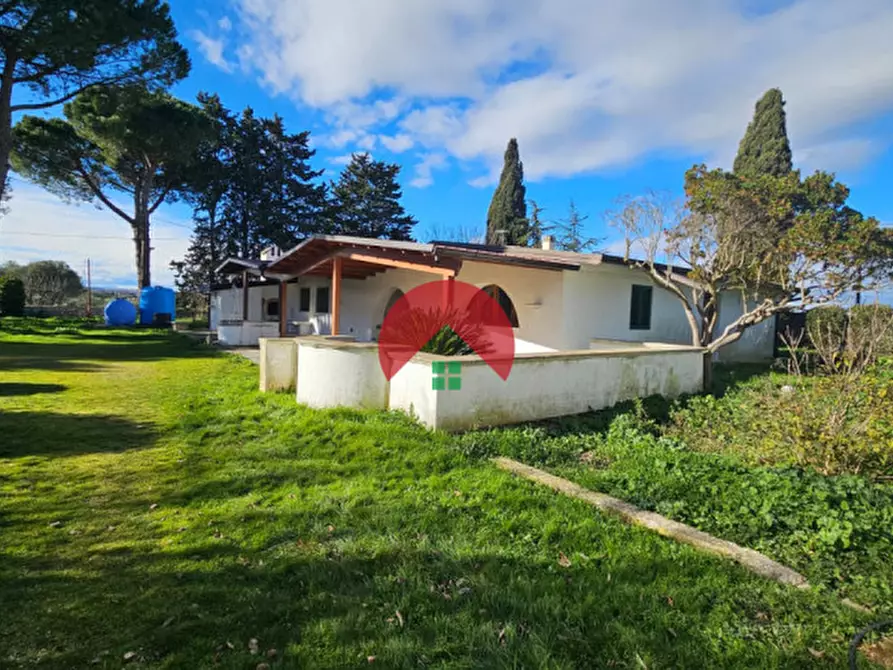 Immagine 1 di Villa in vendita  in Strada Provinciale Matera - Gioia del Colle a Matera