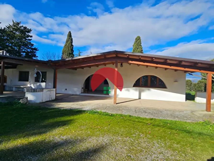 Immagine 1 di Villa in vendita  in c,da torre spagnola a Matera