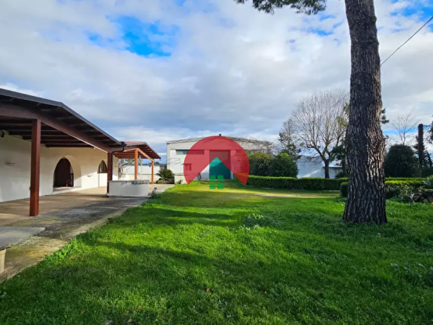 Immagine 5 di Villa in vendita  in c,da torre spagnola a Matera